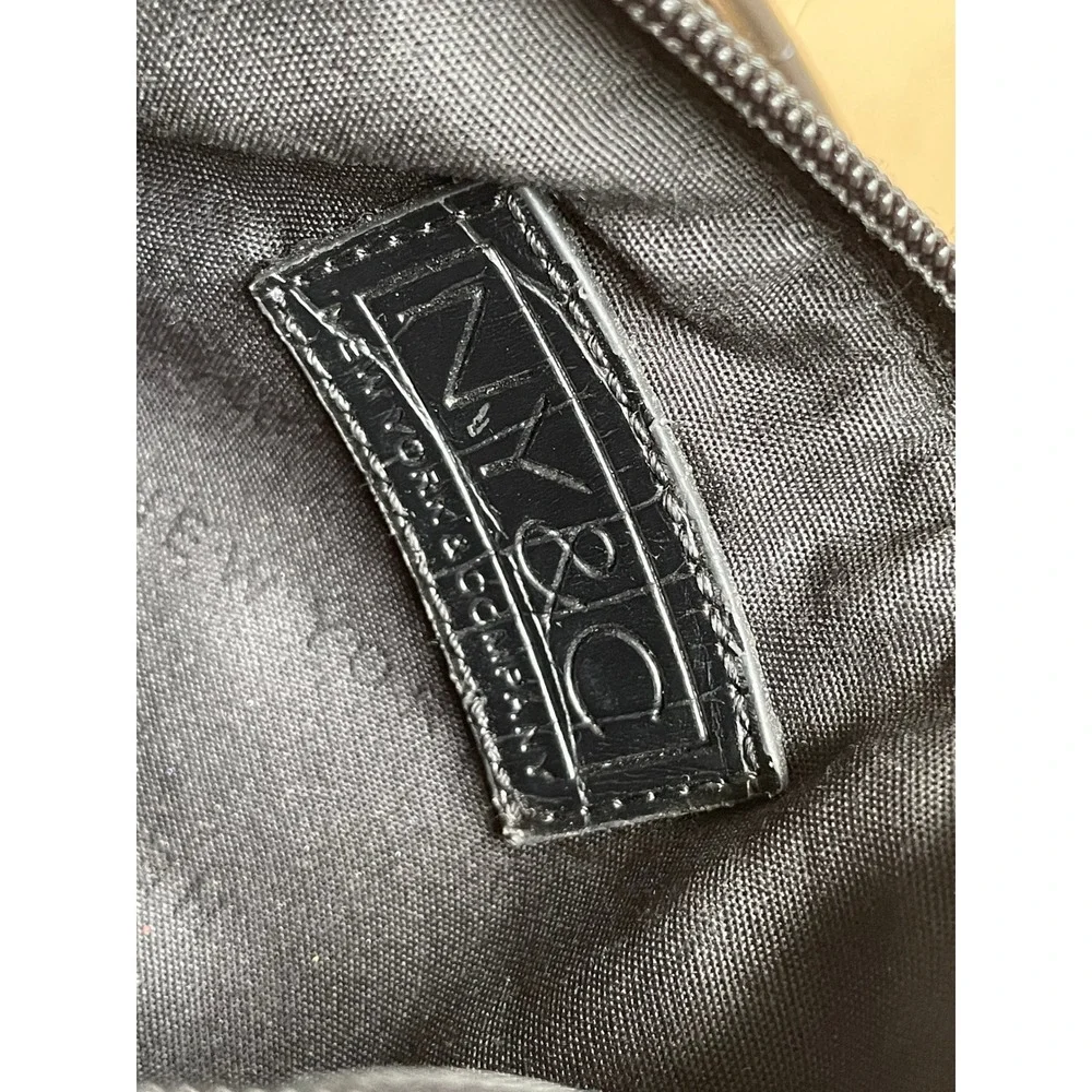 NY&Co VTG Y2K Black Croc Embossed Wristlet Purse Gold Hardware, New York & Co